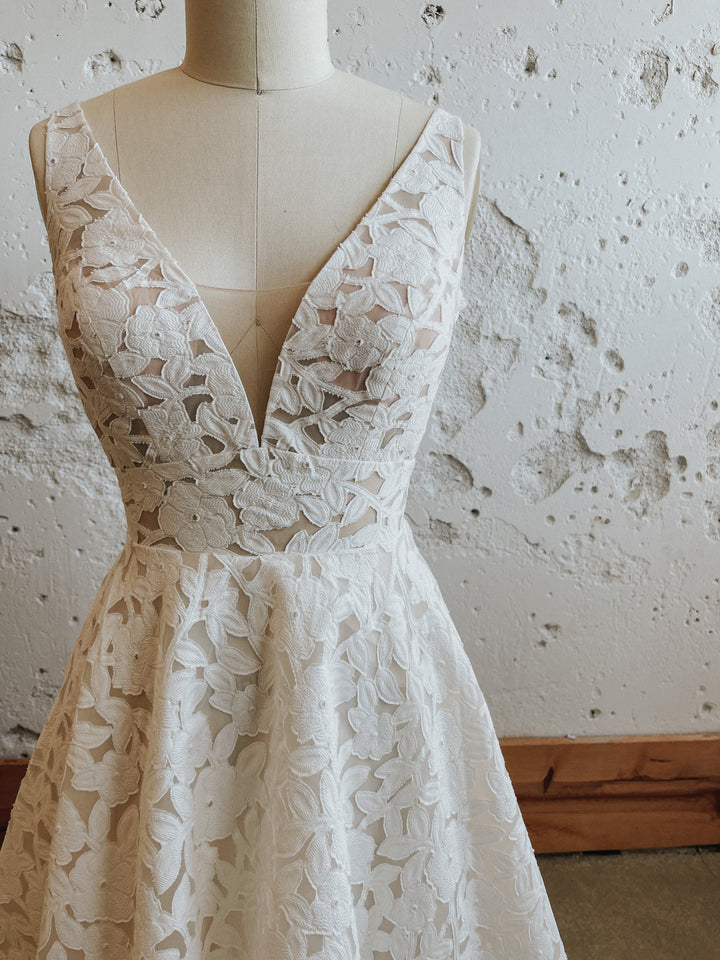 Tag Size 14 | Dearly Loved Bridal